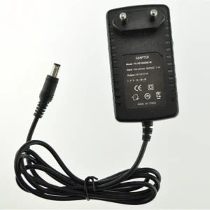 Adaptador de corrent Skybox F5 12v 2a amb endoll europeu compatible Openbox