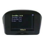 Dispositivo Autool X50 instalado en vehículo para monitorización en tiempo real