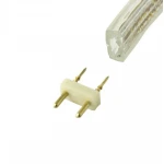 Detalle del Conector Tira Led Smd5050 220v 14mm mostrando el diseño para conexión