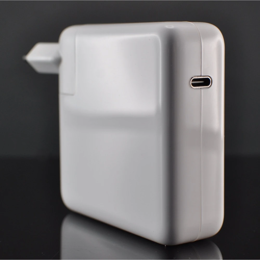 Nou carregador USB-C 87W compatible per a MacBook Pro 15 polzades