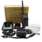 Walkie talkie Baofeng UV-5R 8W amb auricular i doble banda VHF/UHF